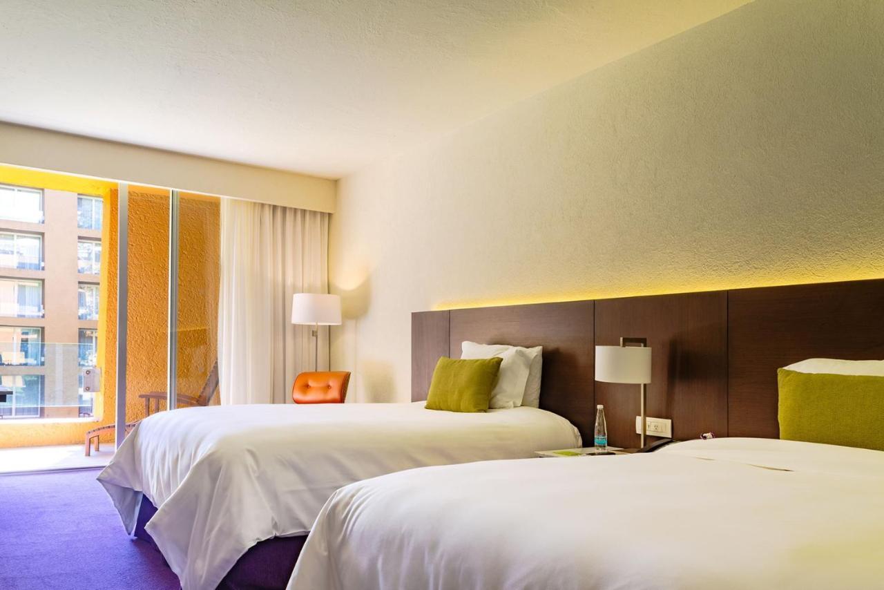 Hotel Camino Real Polanco Mexico Exteriér fotografie A room at the hotel